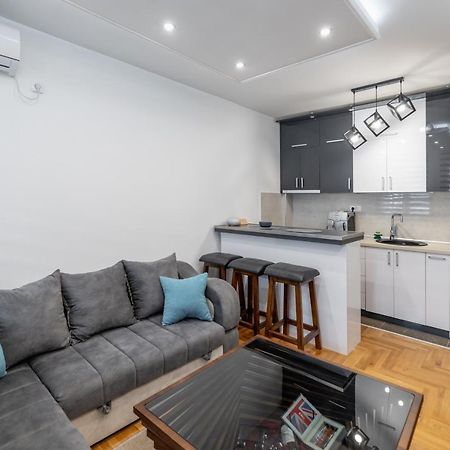 Bella Apartment Нови Сад Екстериор снимка