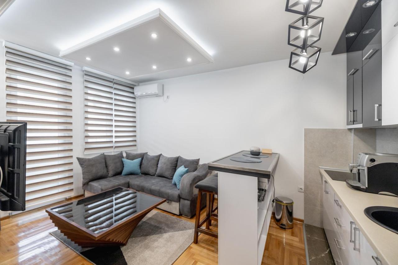 Bella Apartment Нови Сад Екстериор снимка