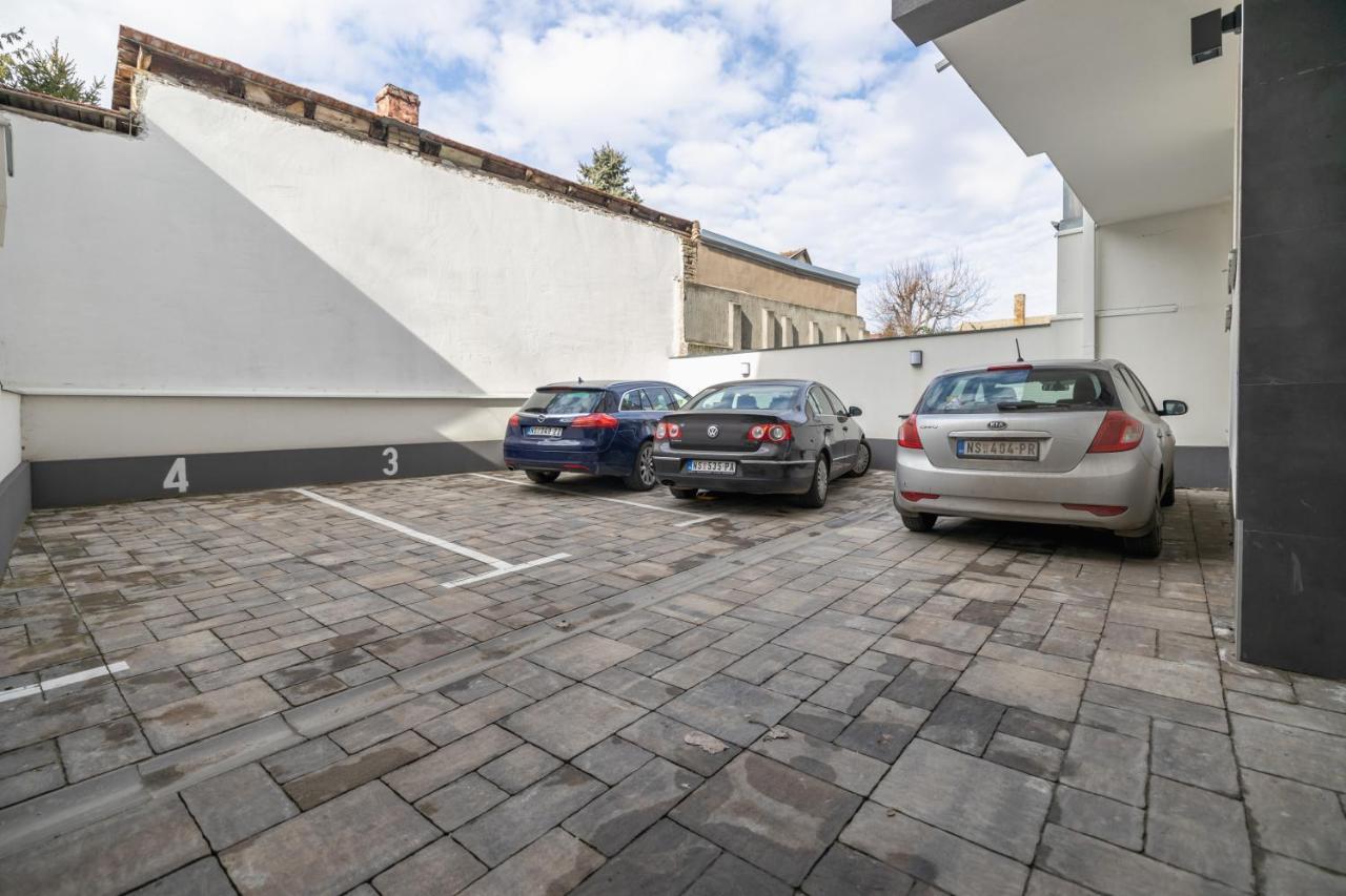 Bella Apartment Нови Сад Екстериор снимка