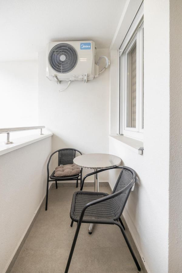 Bella Apartment Нови Сад Екстериор снимка