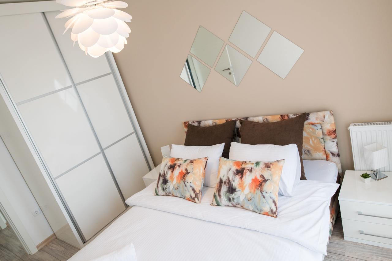 Bella Apartment Нови Сад Екстериор снимка